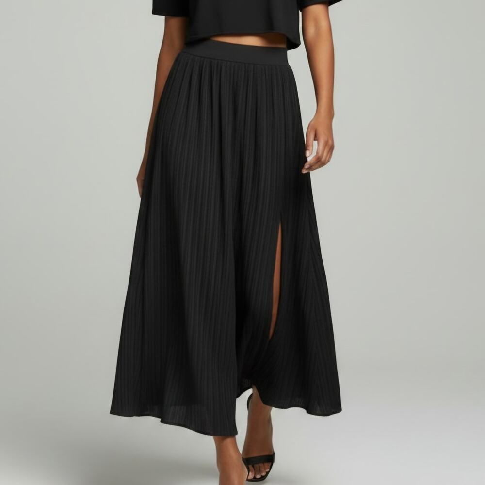 Lulus Maxi Skirt Black Crepe Textured Front Slit A Line Women's Size S NWT